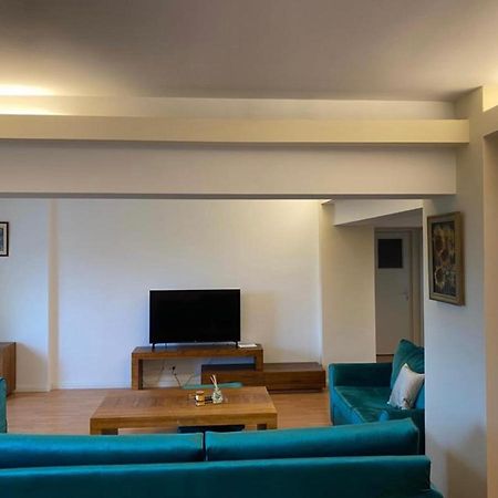 Old Town Apartment With Panoramic View ブカレスト エクステリア 写真