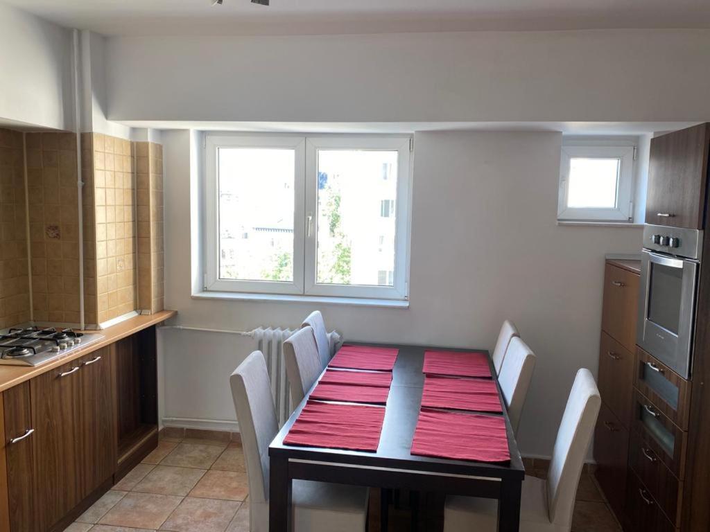 Old Town Apartment With Panoramic View ブカレスト エクステリア 写真