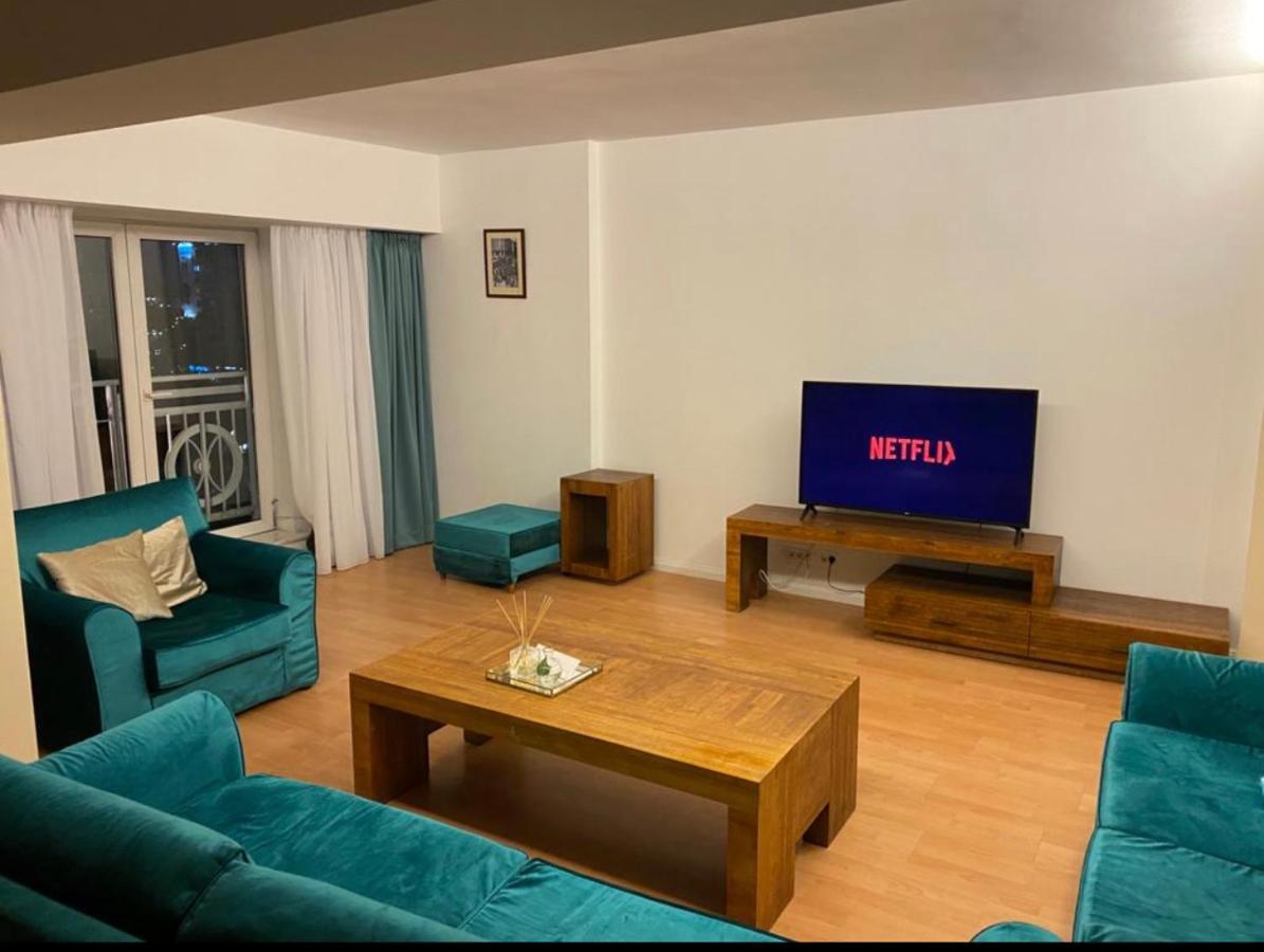 Old Town Apartment With Panoramic View ブカレスト エクステリア 写真